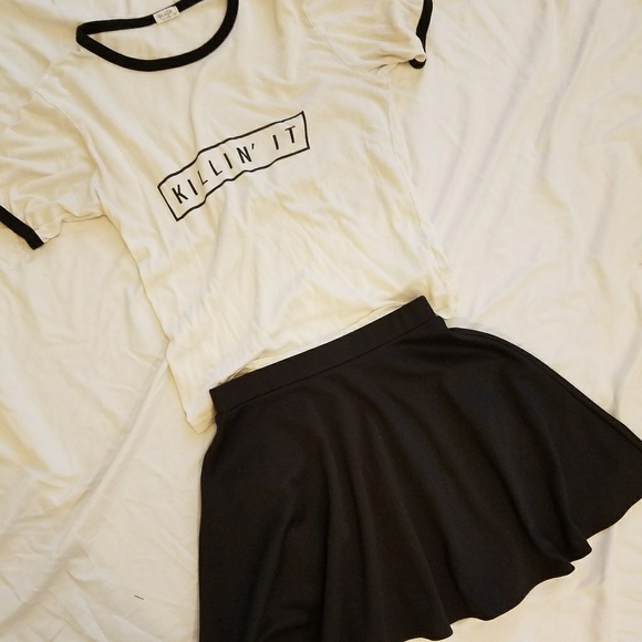 ****SOLD****Black skater skirt! - Picture 1 of 2
