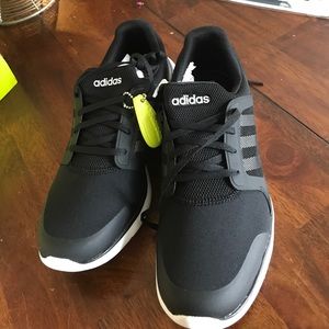 Size 10 women's adidas sneakers