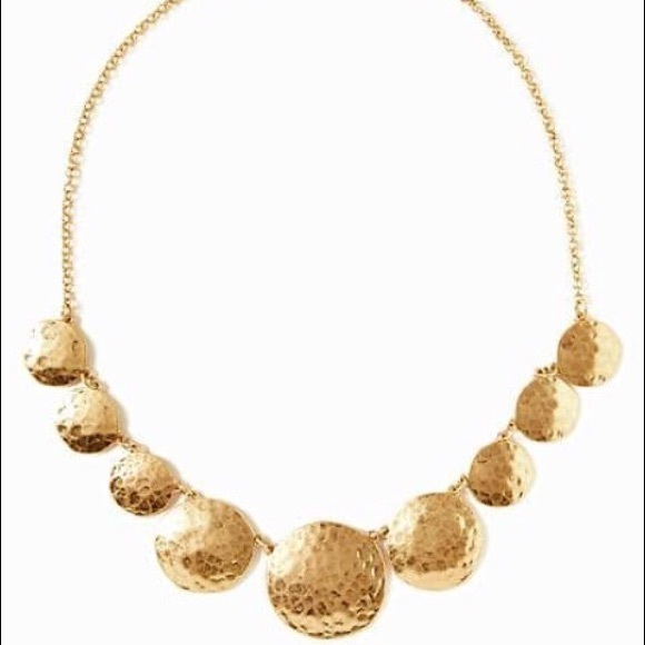 Old Navy Jewelry - Beautiful NEW hammered gold necklace