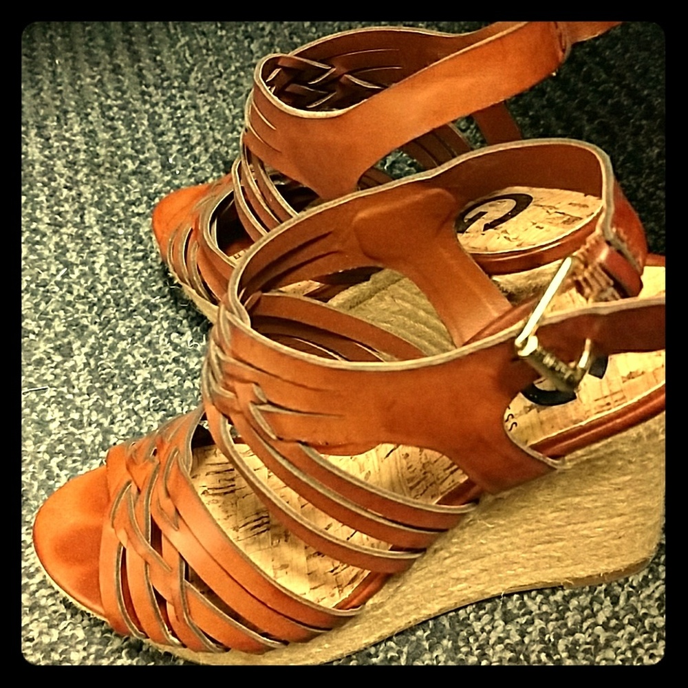 Guess wedge shoes