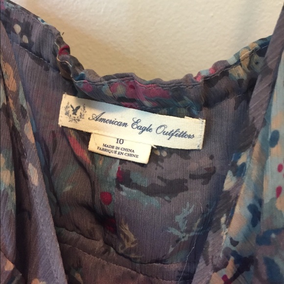 American Eagle Outfitters Dresses - pretty floral AEO dress size 10 American Eagle Outfitters Dresses - pretty floral AEO dress size 10