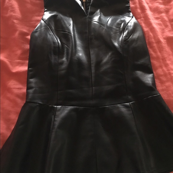 Tinley Road vegan leather peplum top - Picture 3 of 4