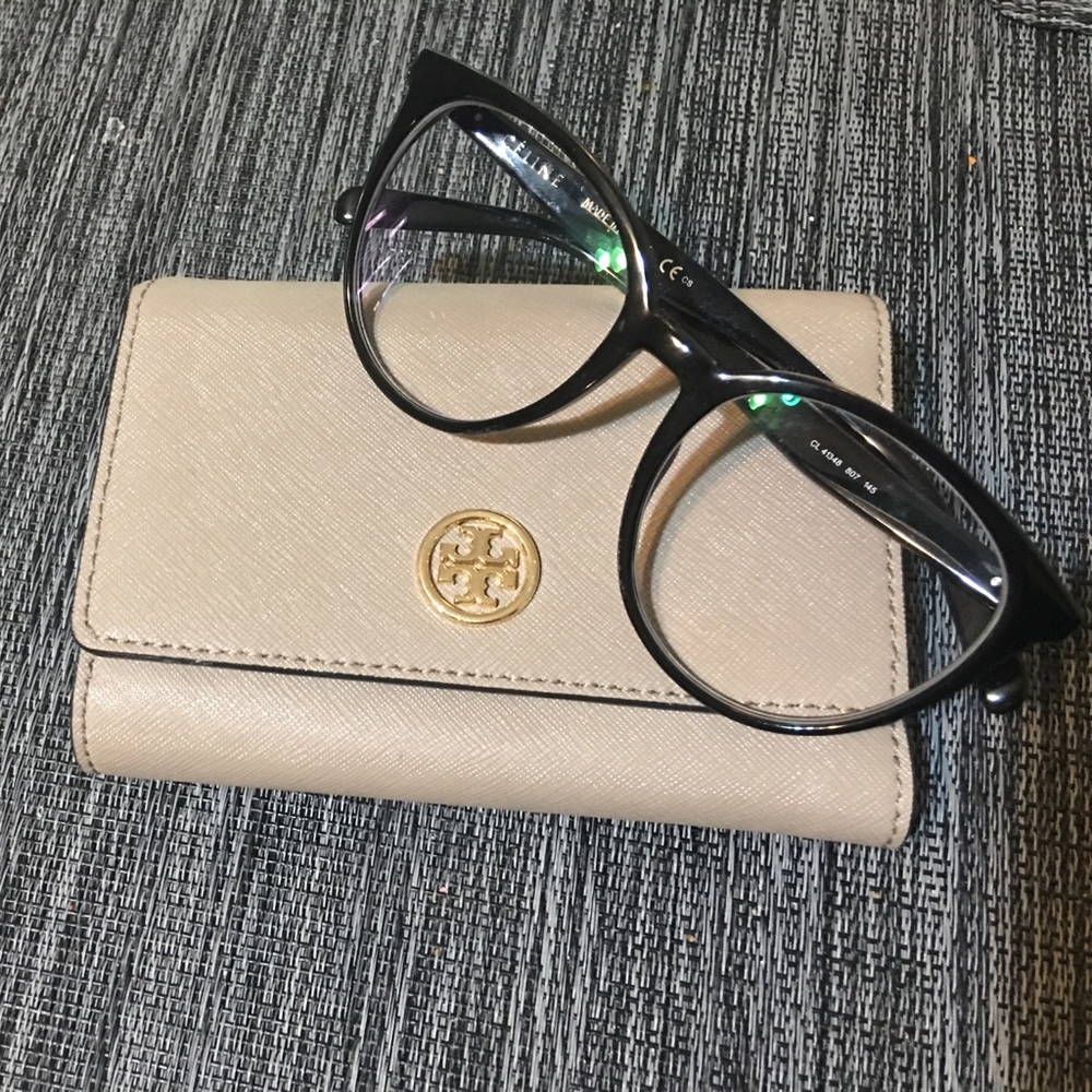 ⛔️Tory butch wallet SOLD ⛔️