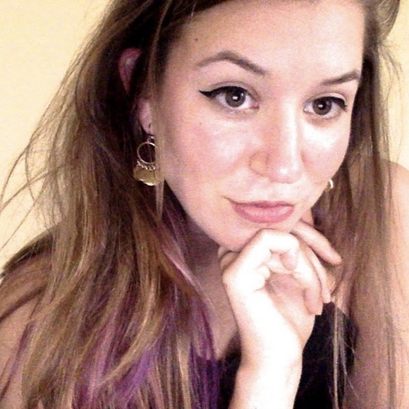 Meet your Posher, Rachel - Picture 1 of 1