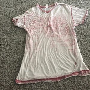 Pink tee shirt