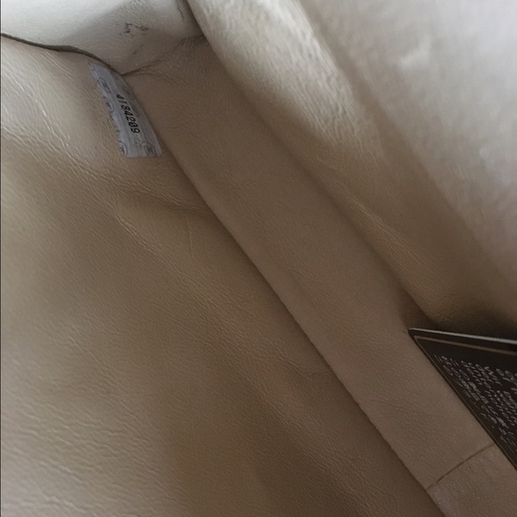 Chanel additional pics (up for trade) - Picture 3 of 4