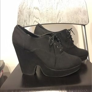 Ecote Black Booties