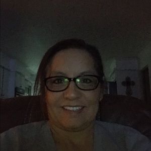 Meet your Posher, Connie