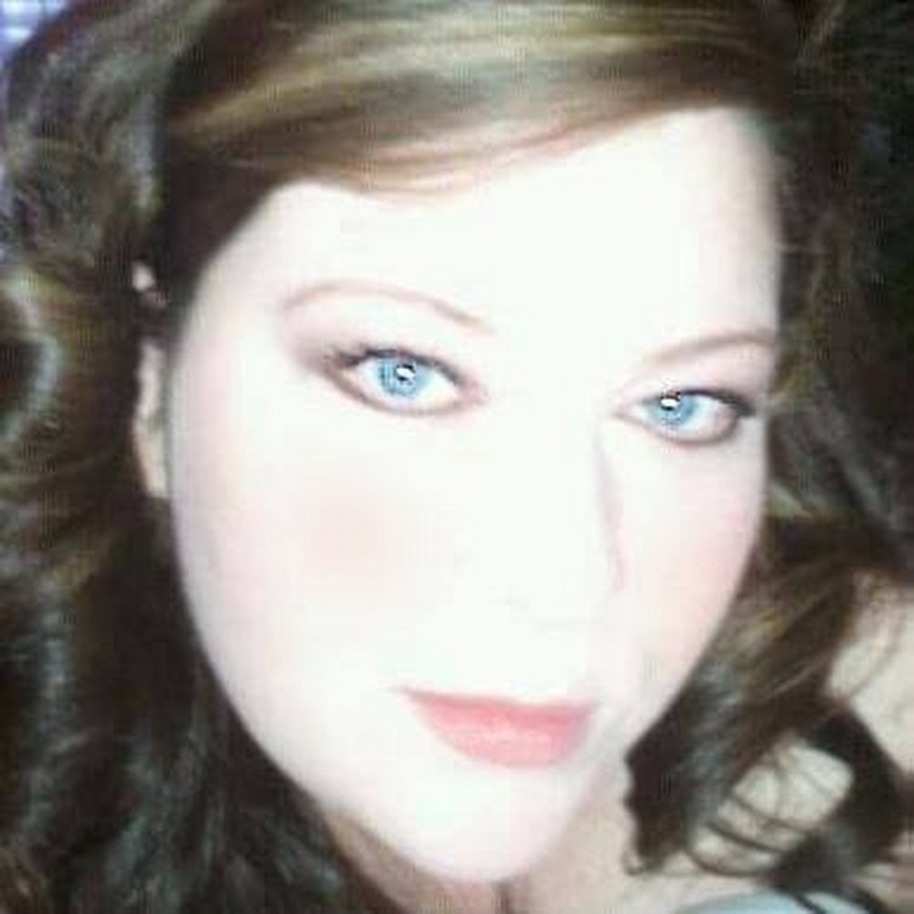 Meet your Posher, Denyelle