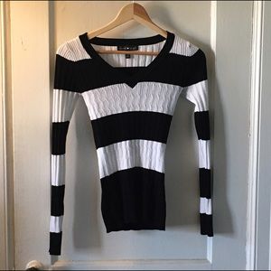 Black and White Derek Heart V-Neck Sweater