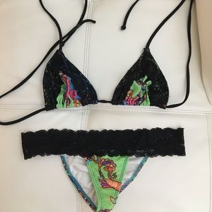 Boutique scrunch butt bikini
