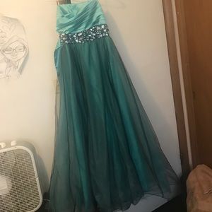 Prom dress