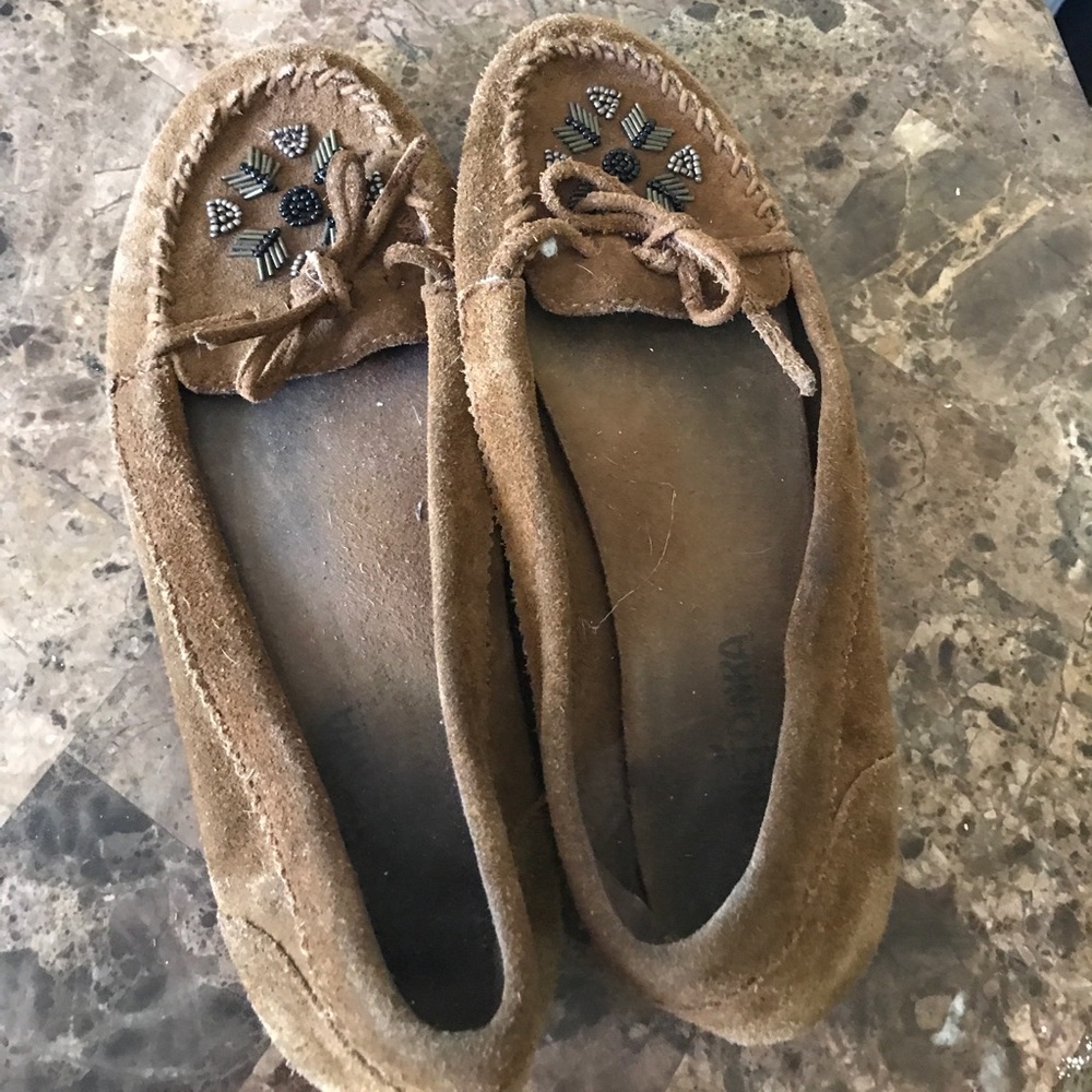 Minnetonka Moccasins size 7