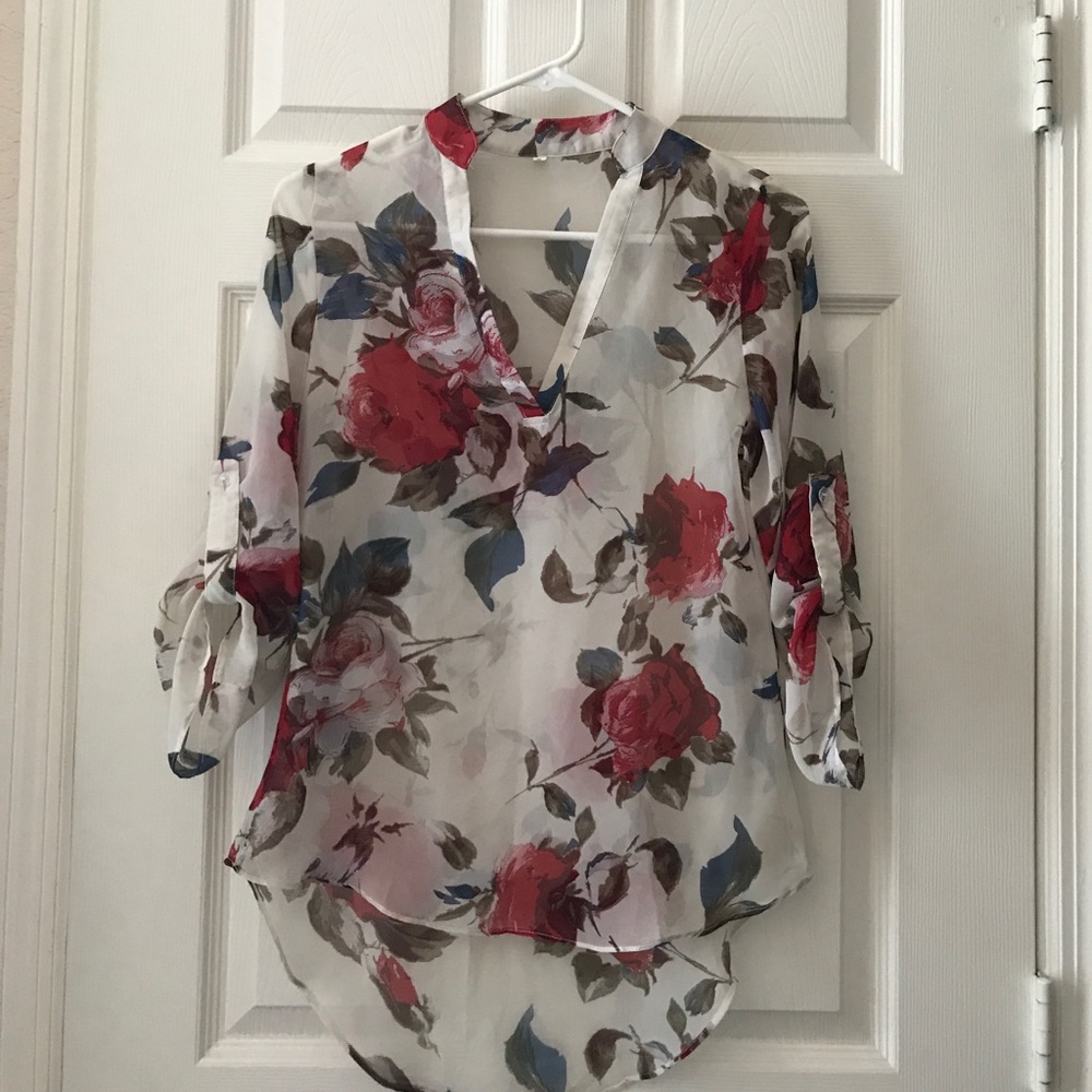 Beautiful sheer rose 3/4 sleeve blouse