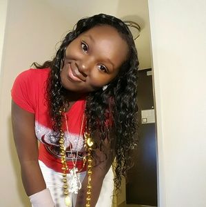 Meet your Posher, Shira