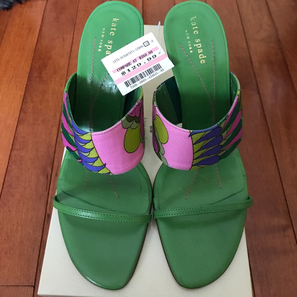 KATE SPADE! Gorgeous paisley and green leather!