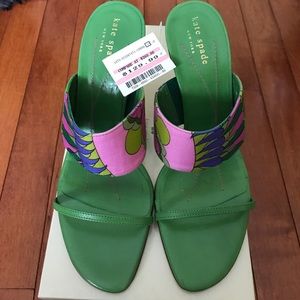 KATE SPADE! Gorgeous paisley and green leather!