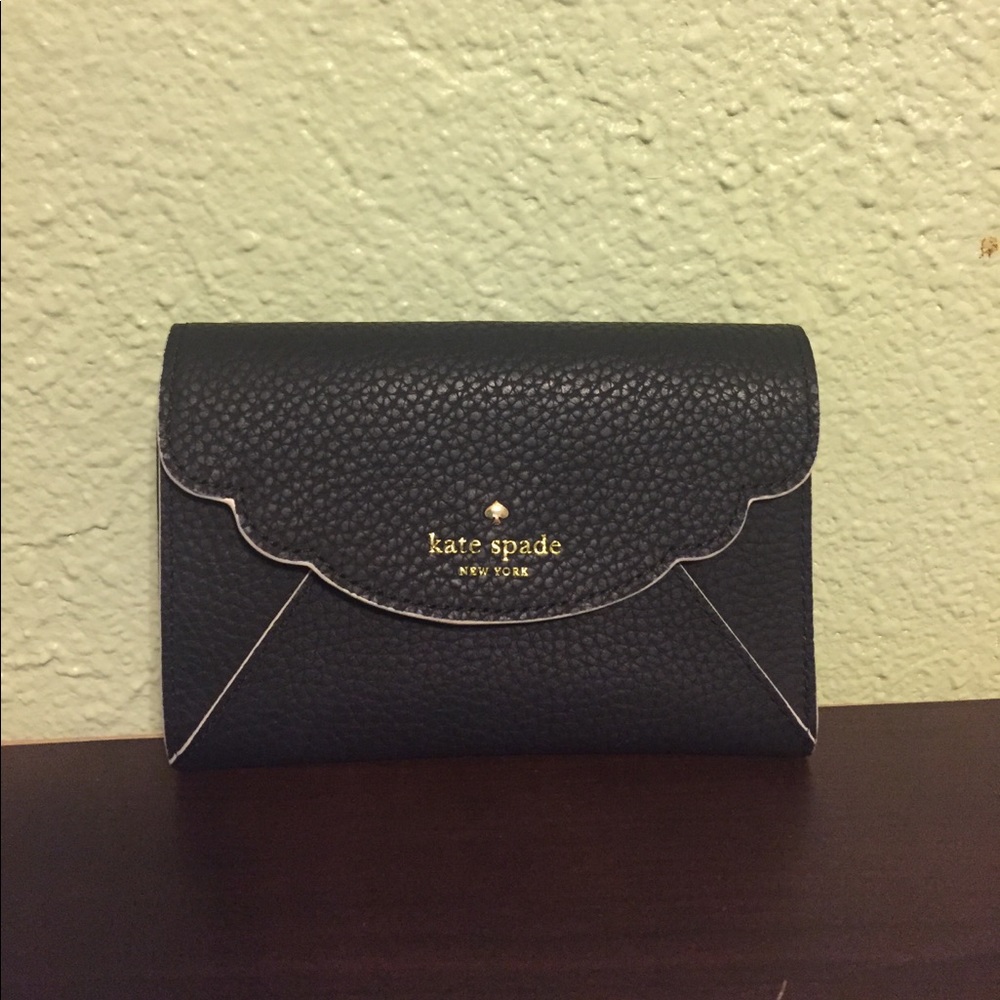 Nwt Kate spade wallet