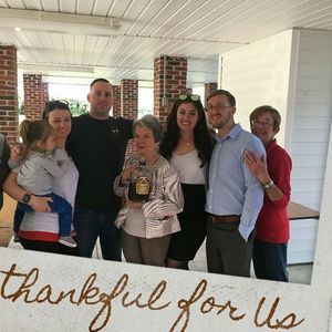 Meet your Posher, Lisa