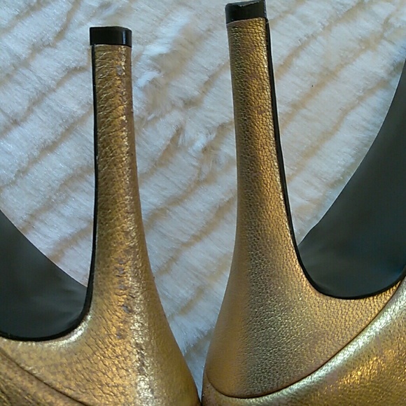 Colin Stuart - Picture 7 of 8