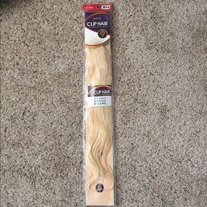 Clip in hair extensions blonde #613