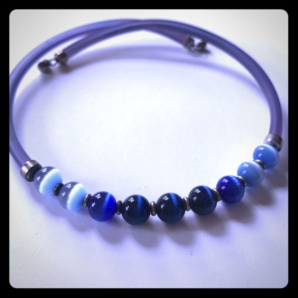Wraparound choker
