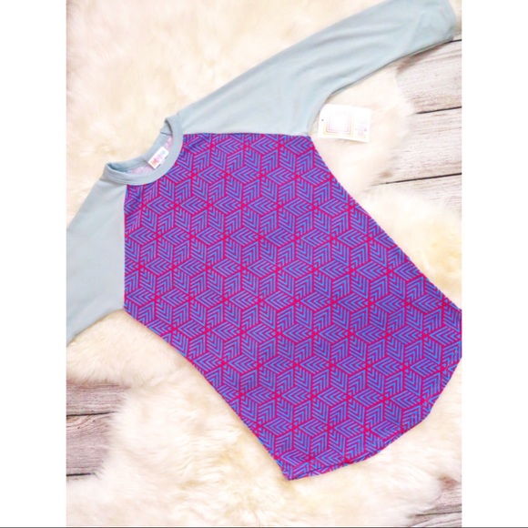 sold! Lularoe Randy XXS 3/4 Tee red blue geometric - Picture 2 of 5