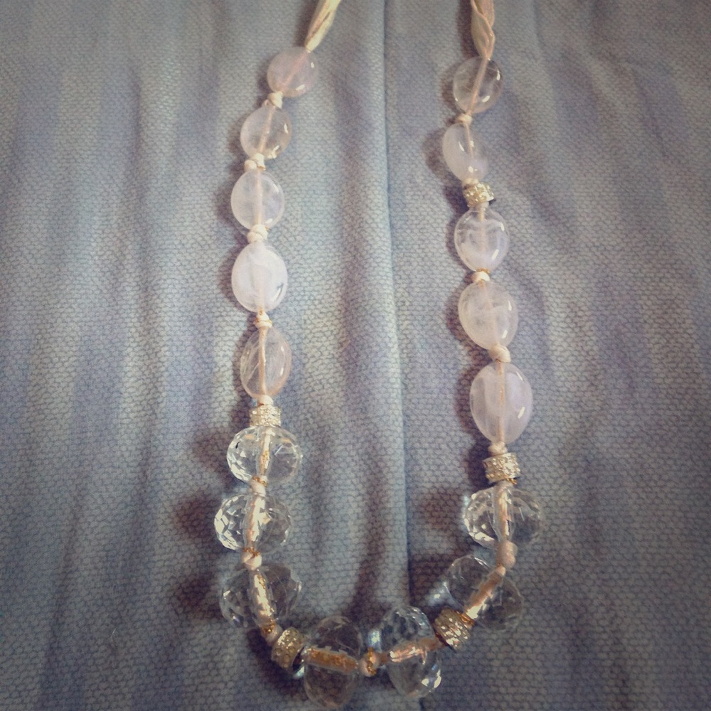 Cloth necklace