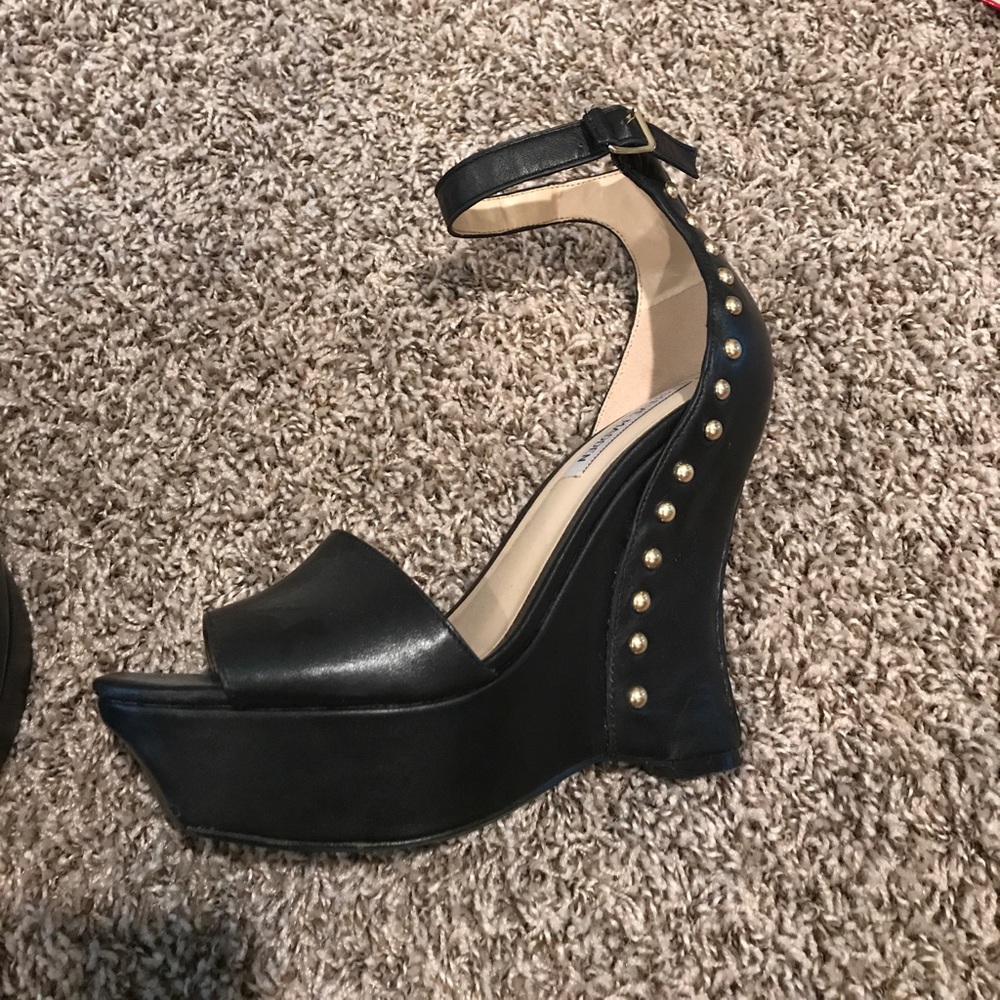 Steve Madden wedges