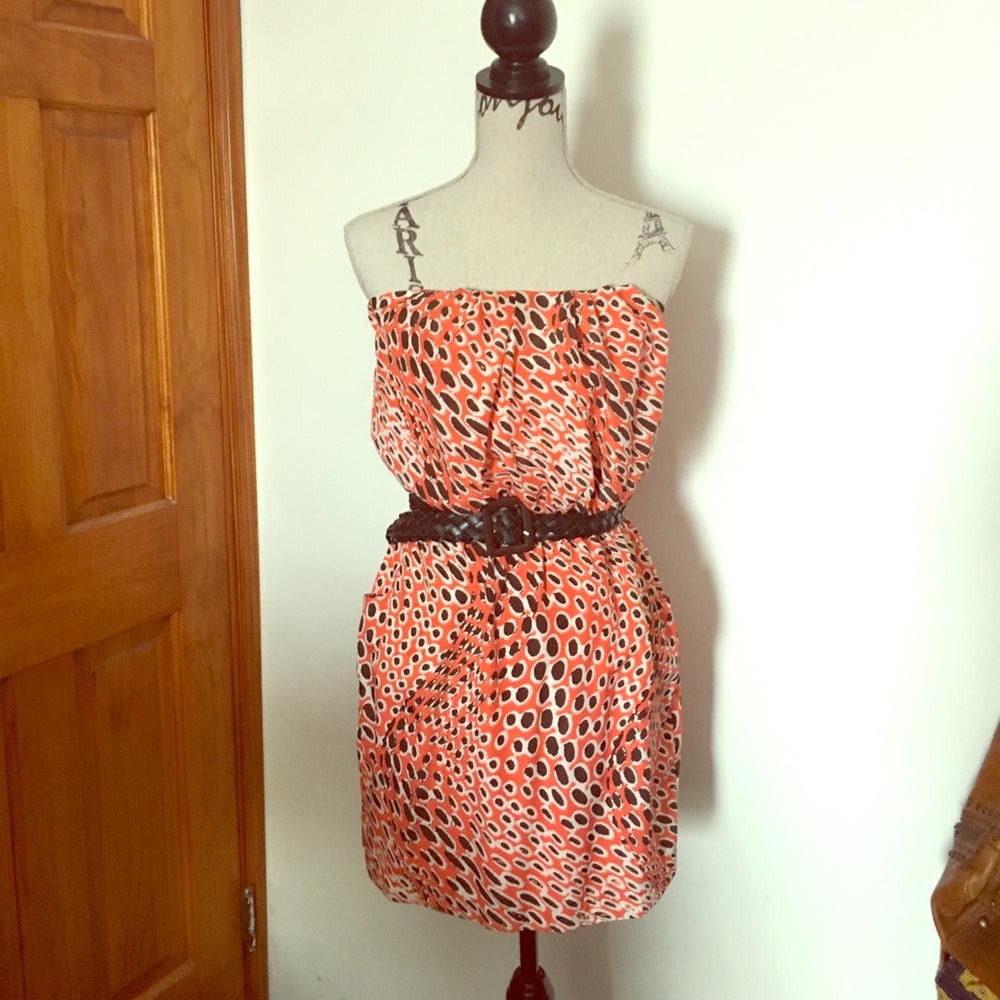Strapless dress