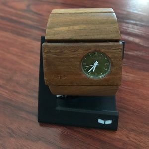 Vestal rosewood green sandalwood watch