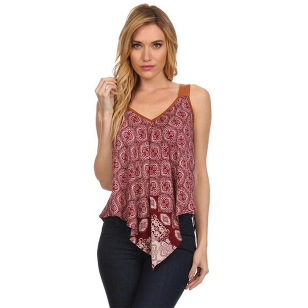 ☀️ SALE ☀️ Sleeveless Suede Look Accented Top
