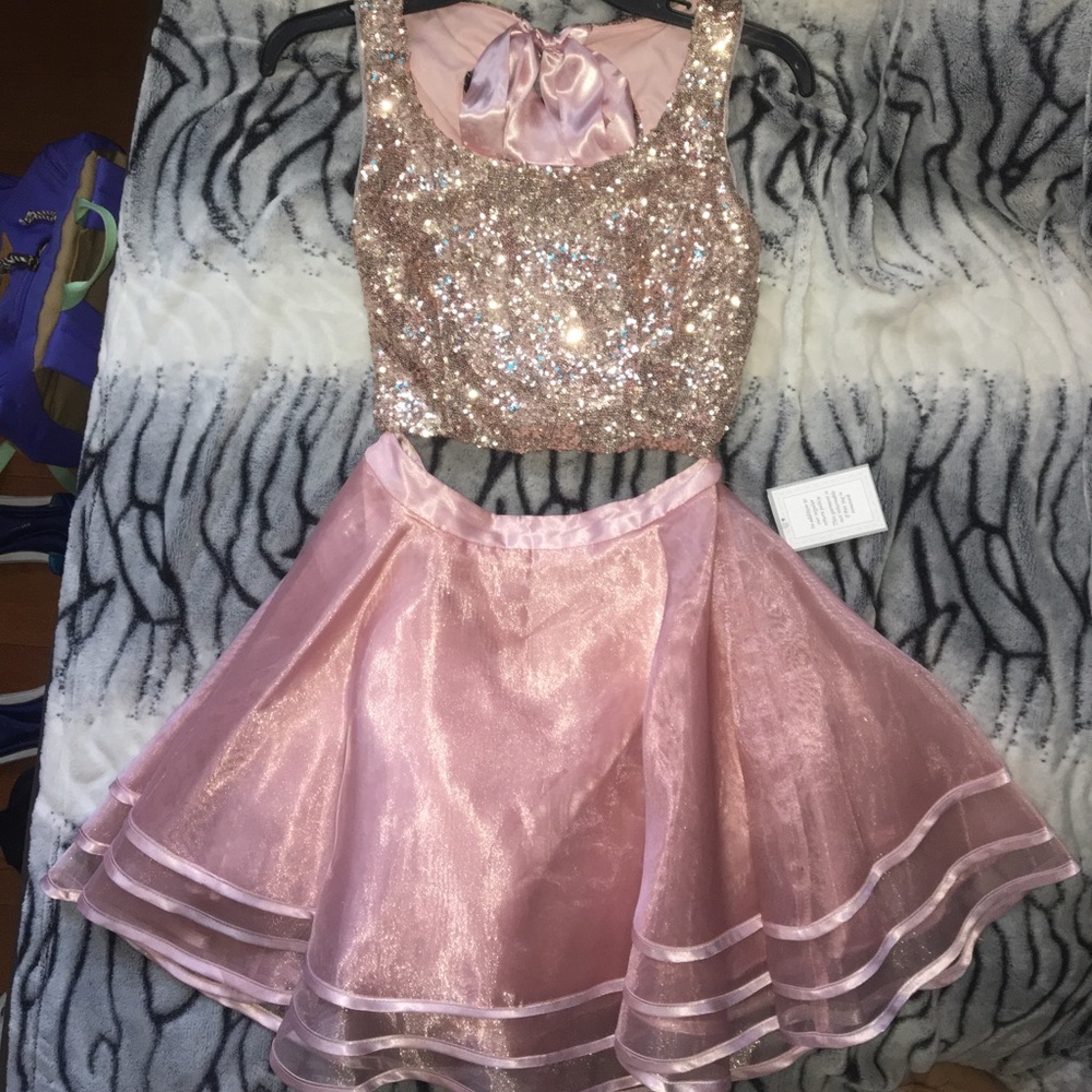 Two piece mini dress!