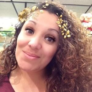 Meet your Posher, Gloria