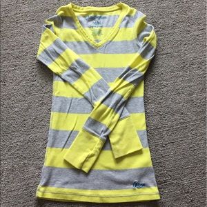 Aeropostale long sleeve yellow/gray shirt