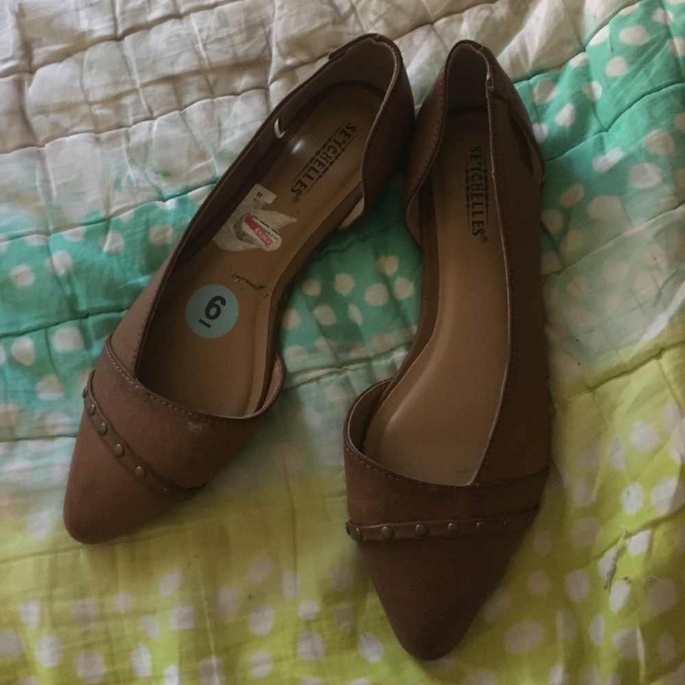 Cute summer flats!