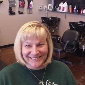 Meet your Posher, Lisa