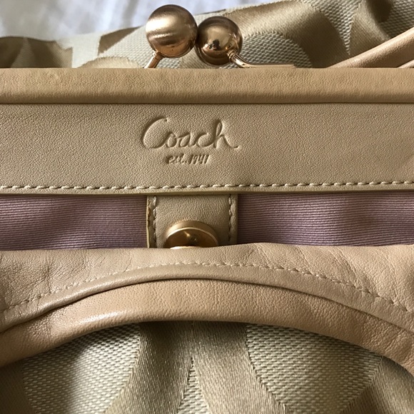 Coach Op Art Satchel w/ matching Checkbook Wallet - Picture 6 of 7