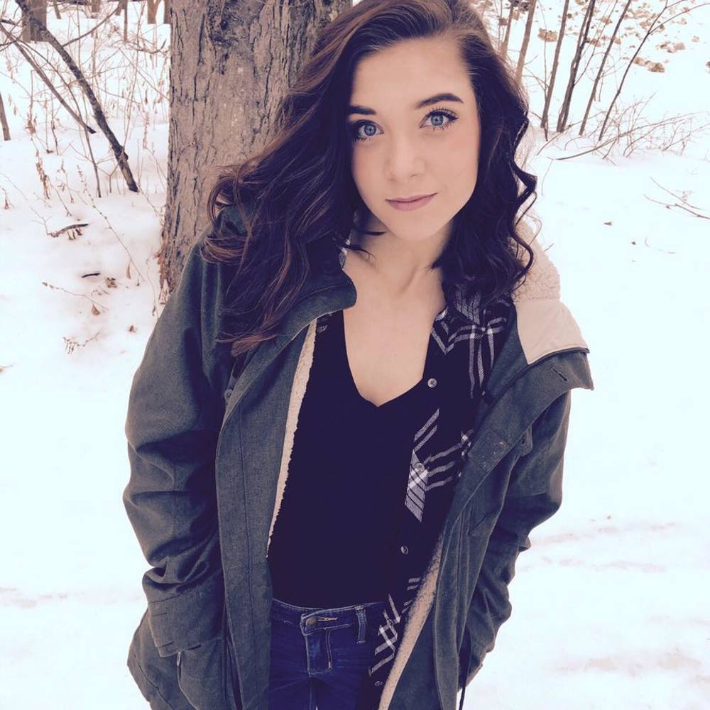 Meet your Posher, Arianna