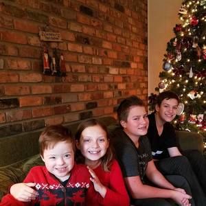 Meet your Posher, Leigh