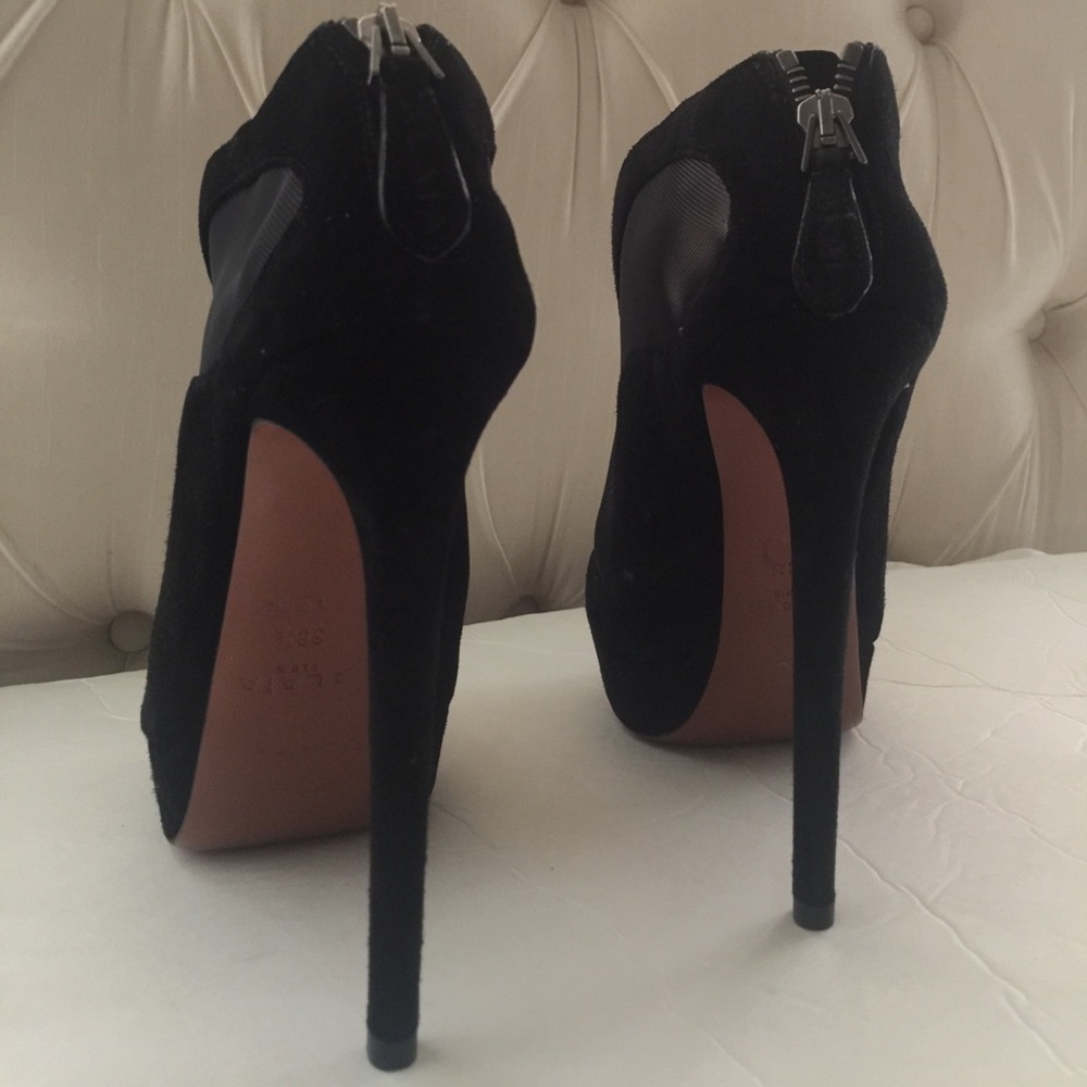 Alaia mesh booties. - Picture 2 of 8