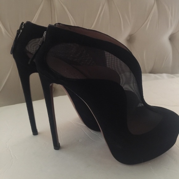 Alaia mesh booties. - Picture 6 of 8