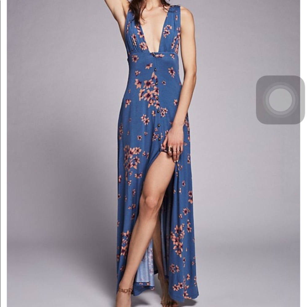 ✨flash sale✨Free People floral maxi dress
