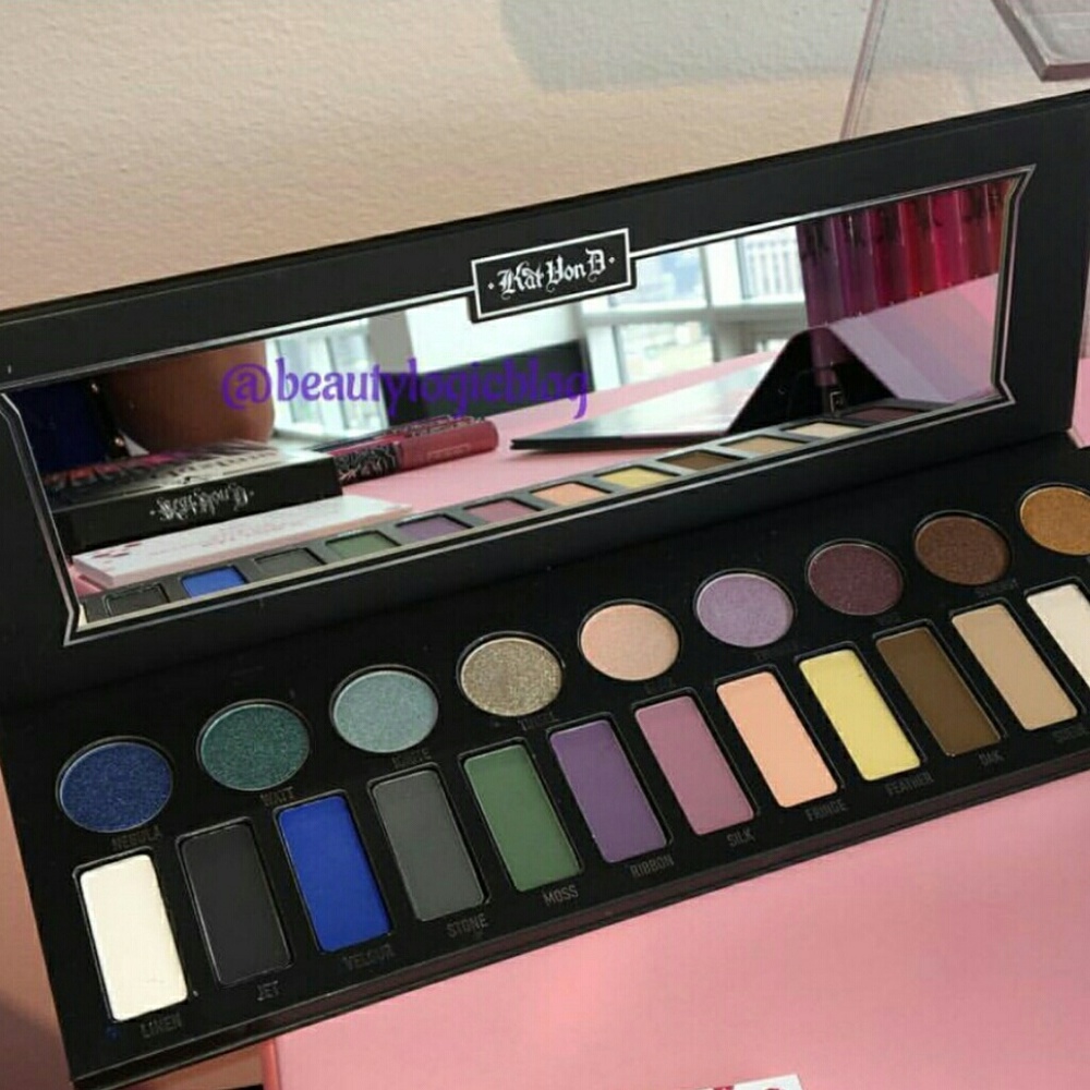 Kat Von D Limited Edition Metal Matte Palette