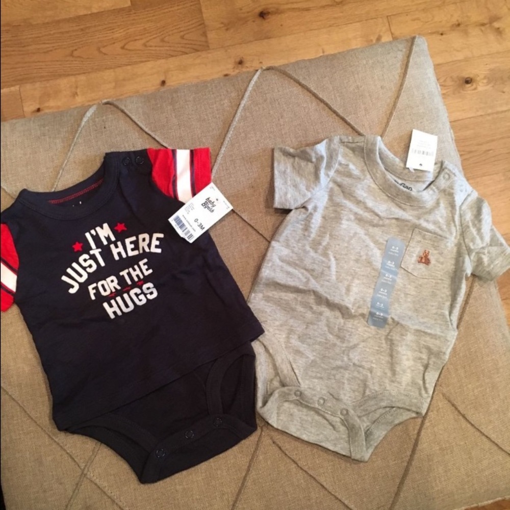 Lot of 0-3 months onesies b'gosh and gap