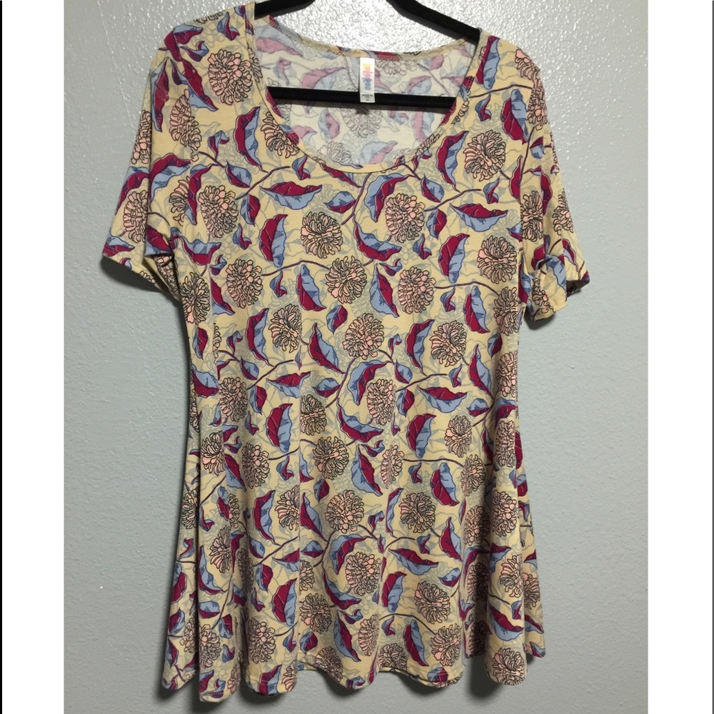Medium LuLaRoe Perfect T - Soft Floral Print
