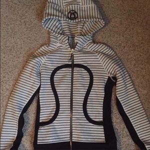 Lululemon hooded zip up