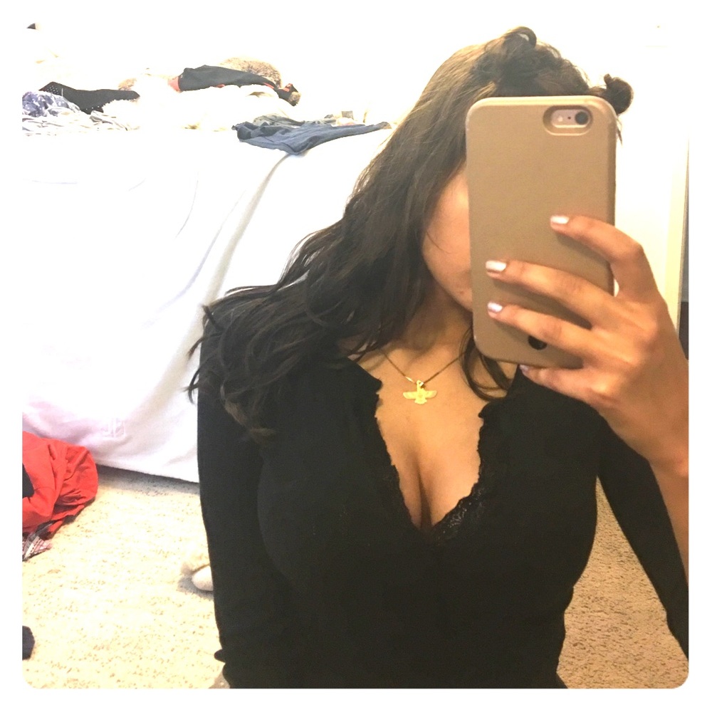 Black Lacey deep cut 3/4 sleeves black shirt