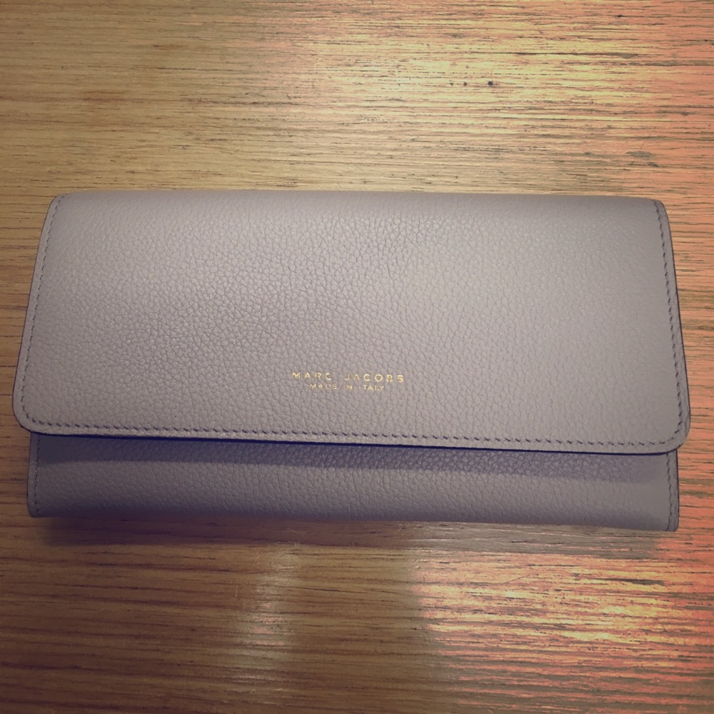 Brand new Marc Jacobs double groove wallet