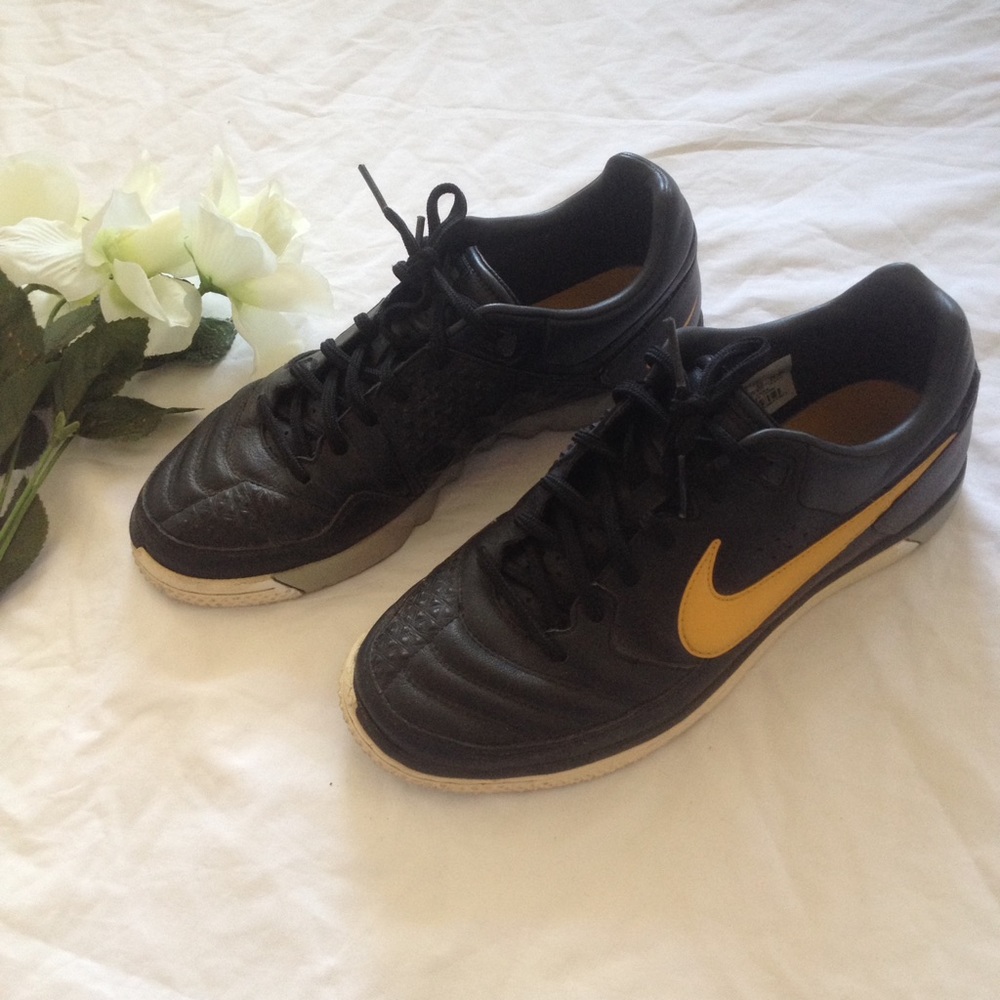 nike gato shoes⚡️